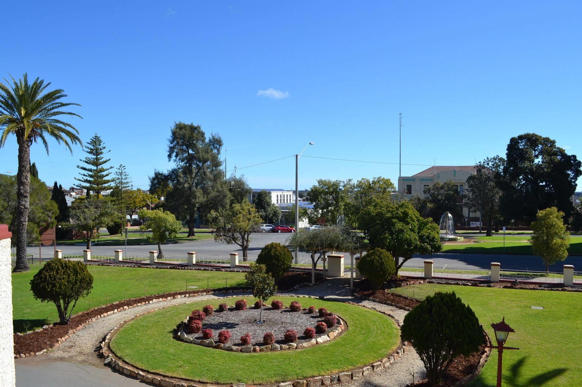 Hydro Hotel Leeton Εξωτερικό φωτογραφία